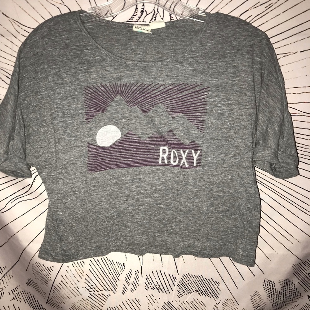 roxy crop top tight around the arms